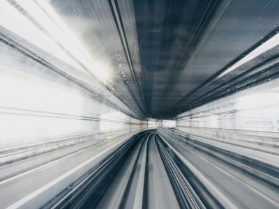 Transport routier : la double pression qui va remodeler le secteur d’ici 2030